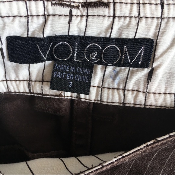 Volcom Shorts - Picture 3 of 3